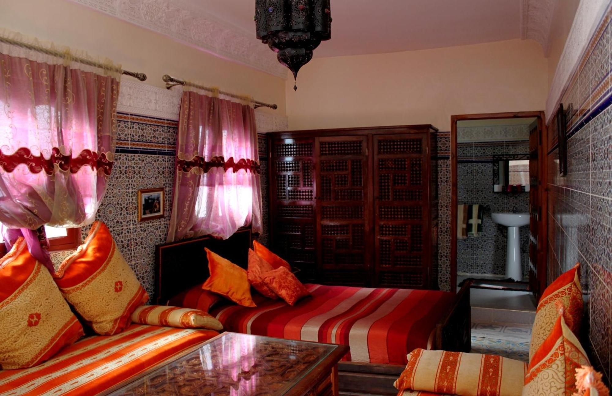 Ryad Bab Berdaine Meknès Rom bilde